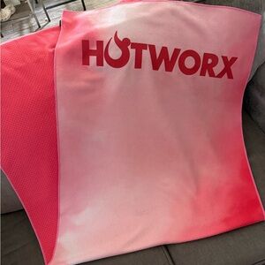 HOTWORX Ombre Pink Fitness Towel